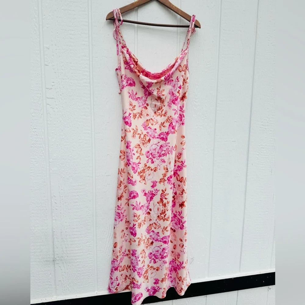 WAYF The Beverly Cowl Neck Midi - Picture 11 of 12